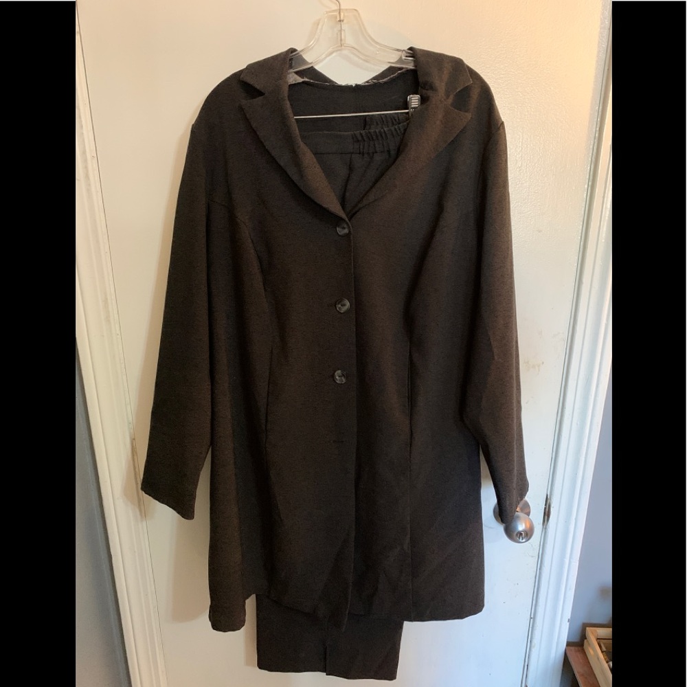 Women’s Suit